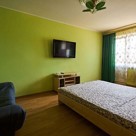 Babylon Apartments On Kievskaya Street Ровно Экстерьер фото